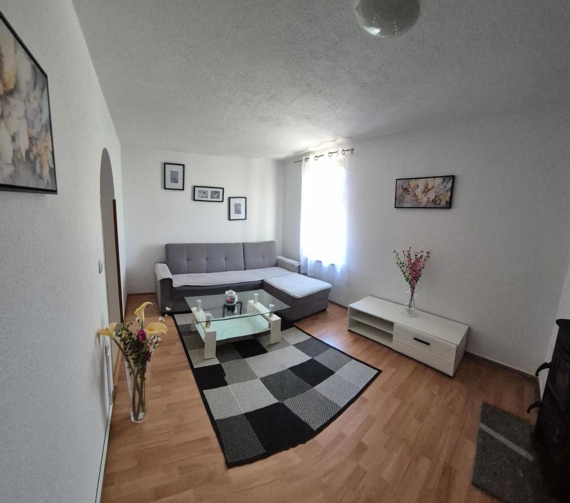 Ferienwohnung Kuca Za Odmor Petra Cepljani Exterior foto